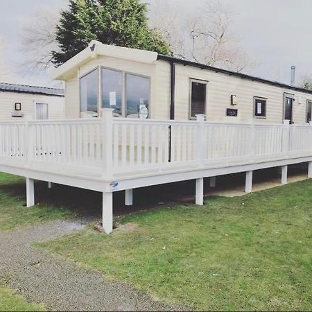 Kiln Park, Tenby, Caravan For Hire - Caldey View Exterior photo